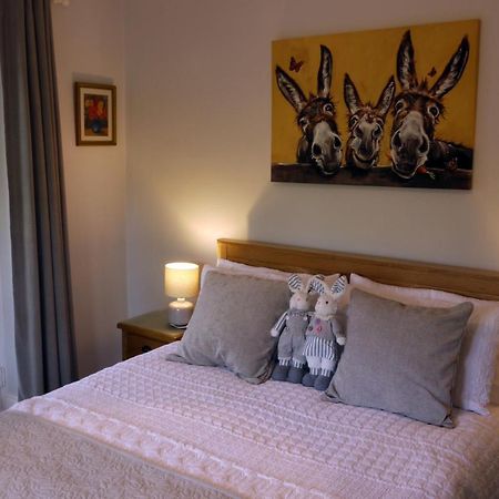 Cosy Stone Cottage, The Bungalow Perrotts Brook 시런세스터 외부 사진