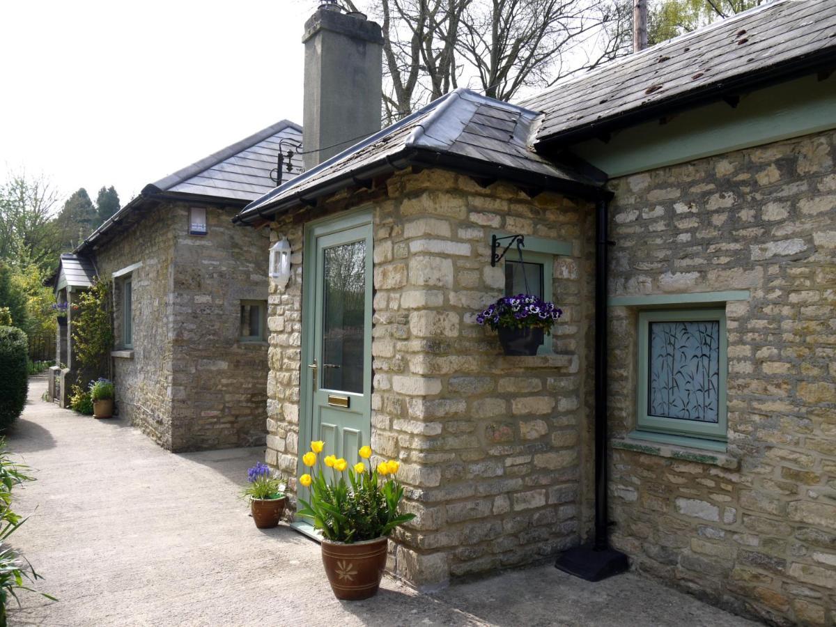Cosy Stone Cottage, The Bungalow Perrotts Brook 시런세스터 외부 사진
