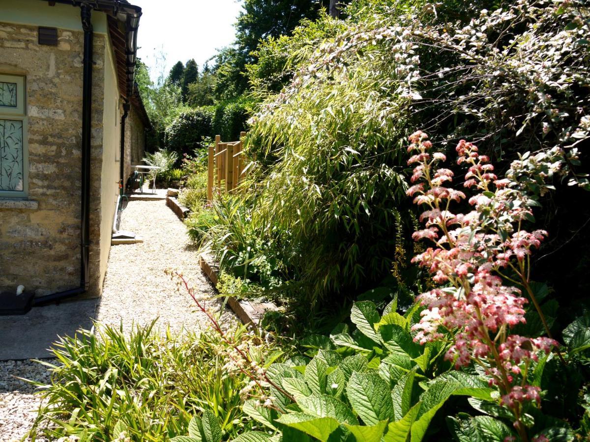 Cosy Stone Cottage, The Bungalow Perrotts Brook 시런세스터 외부 사진