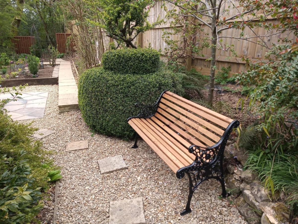 Cosy Stone Cottage, The Bungalow Perrotts Brook 시런세스터 외부 사진