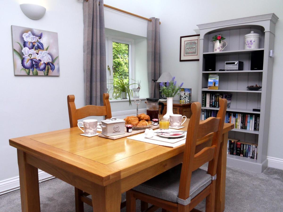 Cosy Stone Cottage, The Bungalow Perrotts Brook 시런세스터 외부 사진
